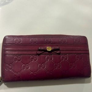 EUC plum Gucci wallet